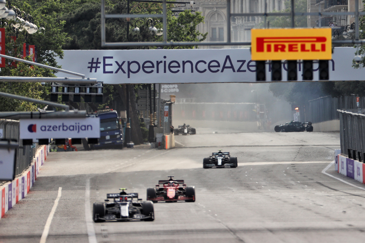 GP AZERBAIJAN, Lance Stroll (CDN) Aston Martin F1 Team AMR21 crashed out of the race.
06.06.2021. Formula 1 World Championship, Rd 6, Azerbaijan Grand Prix, Baku Street Circuit, Azerbaijan, Gara Day.
- www.xpbimages.com, EMail: requests@xpbimages.com © Copyright: Batchelor / XPB Images