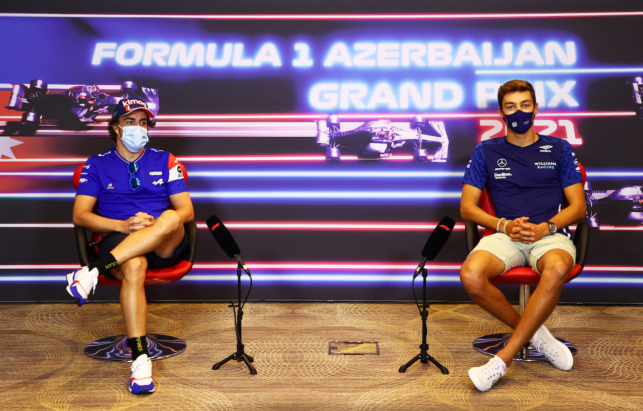 GP AZERBAIJAN, (L to R): Fernando Alonso (ESP) Alpine F1 Team e George Russell (GBR) Williams Racing in the FIA Press Conference.
03.06.2021. Formula 1 World Championship, Rd 6, Azerbaijan Grand Prix, Baku Street Circuit, Azerbaijan, Preparation Day.
- www.xpbimages.com, EMail: requests@xpbimages.com © Copyright: FIA Pool Image for Editorial Use Only