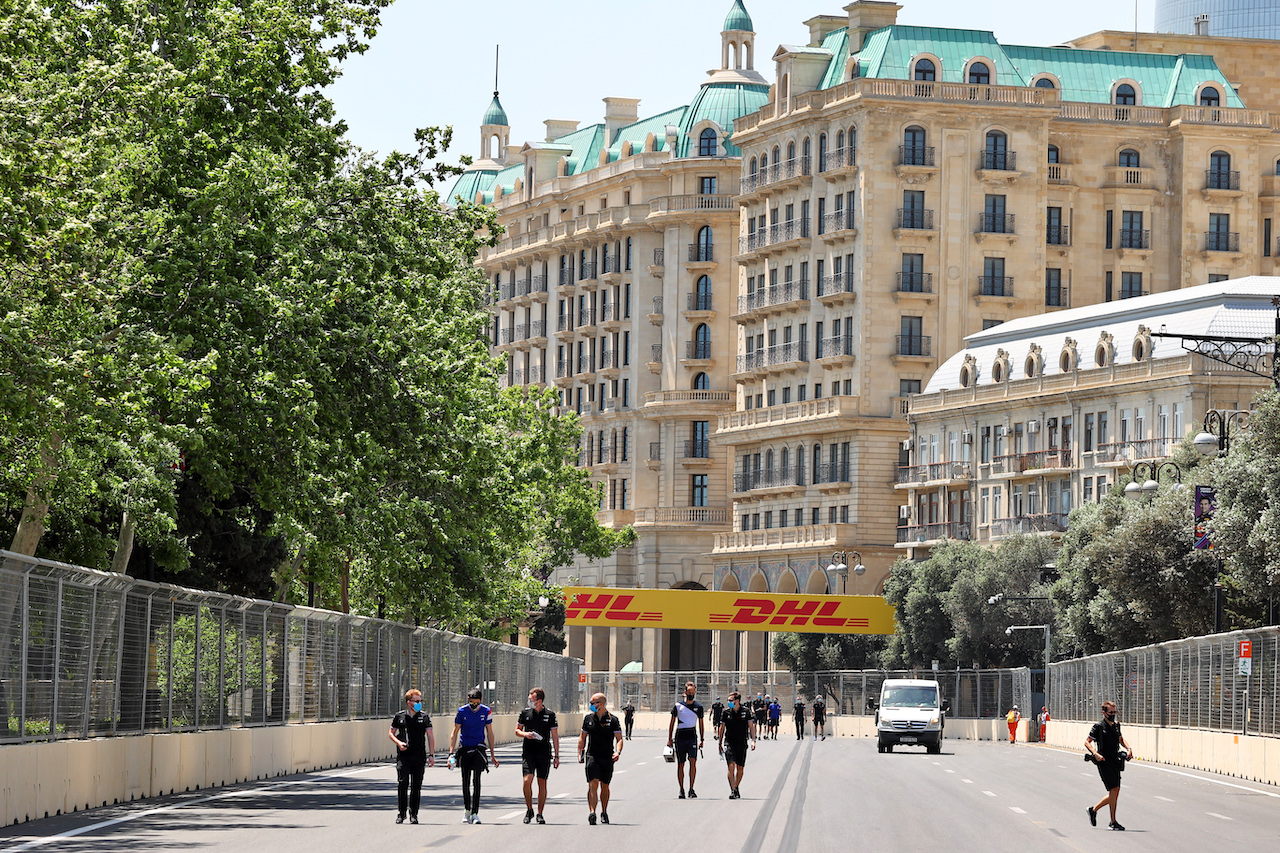 GP AZERBAIJAN, Esteban Ocon (FRA) Alpine F1 Team walks the circuit with the team.
03.06.2021. Formula 1 World Championship, Rd 6, Azerbaijan Grand Prix, Baku Street Circuit, Azerbaijan, Preparation Day.
- www.xpbimages.com, EMail: requests@xpbimages.com © Copyright: Moy / XPB Images