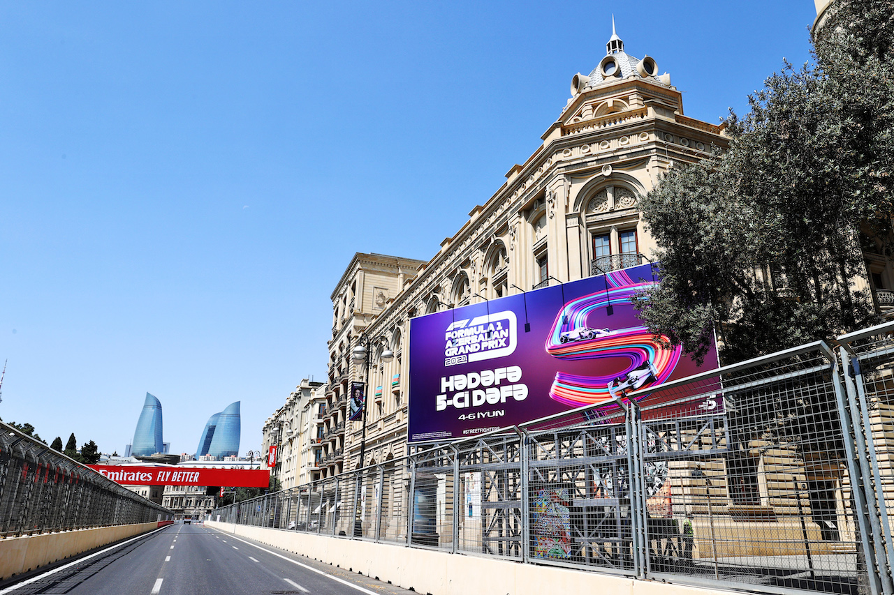 GP AZERBAIJAN, Circuit Atmosfera - F1 billboard.
03.06.2021. Formula 1 World Championship, Rd 6, Azerbaijan Grand Prix, Baku Street Circuit, Azerbaijan, Preparation Day.
- www.xpbimages.com, EMail: requests@xpbimages.com © Copyright: Moy / XPB Images
