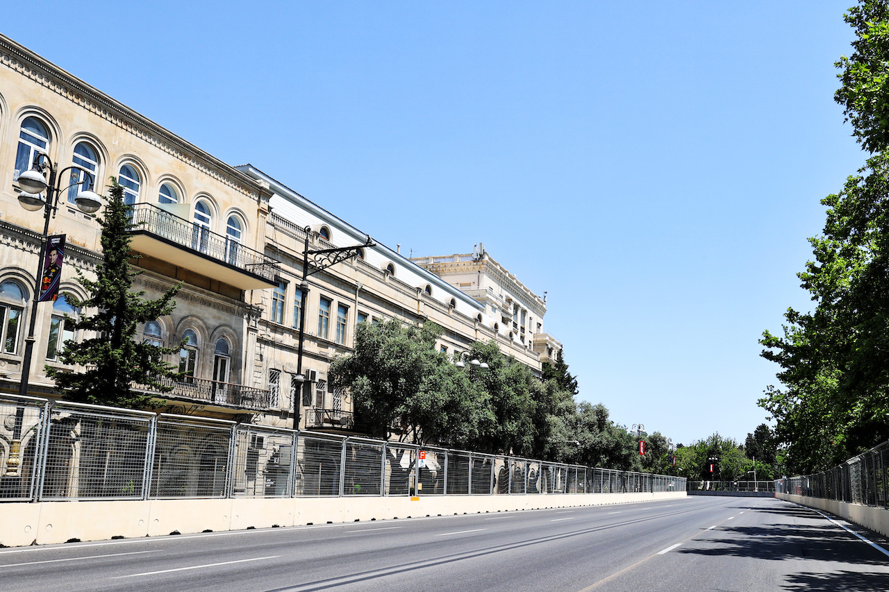 GP AZERBAIJAN, Circuit Atmosfera - Scenic Baku.
03.06.2021. Formula 1 World Championship, Rd 6, Azerbaijan Grand Prix, Baku Street Circuit, Azerbaijan, Preparation Day.
- www.xpbimages.com, EMail: requests@xpbimages.com © Copyright: Moy / XPB Images
