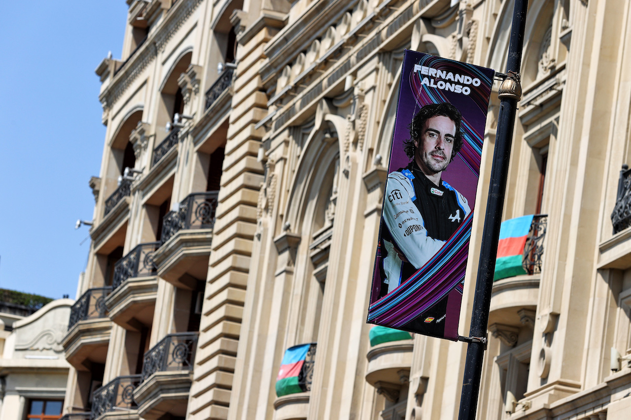 GP AZERBAIJAN, Circuit Atmosfera - Fernando Alonso (ESP) Alpine F1 Team poster.
03.06.2021. Formula 1 World Championship, Rd 6, Azerbaijan Grand Prix, Baku Street Circuit, Azerbaijan, Preparation Day.
- www.xpbimages.com, EMail: requests@xpbimages.com © Copyright: Moy / XPB Images