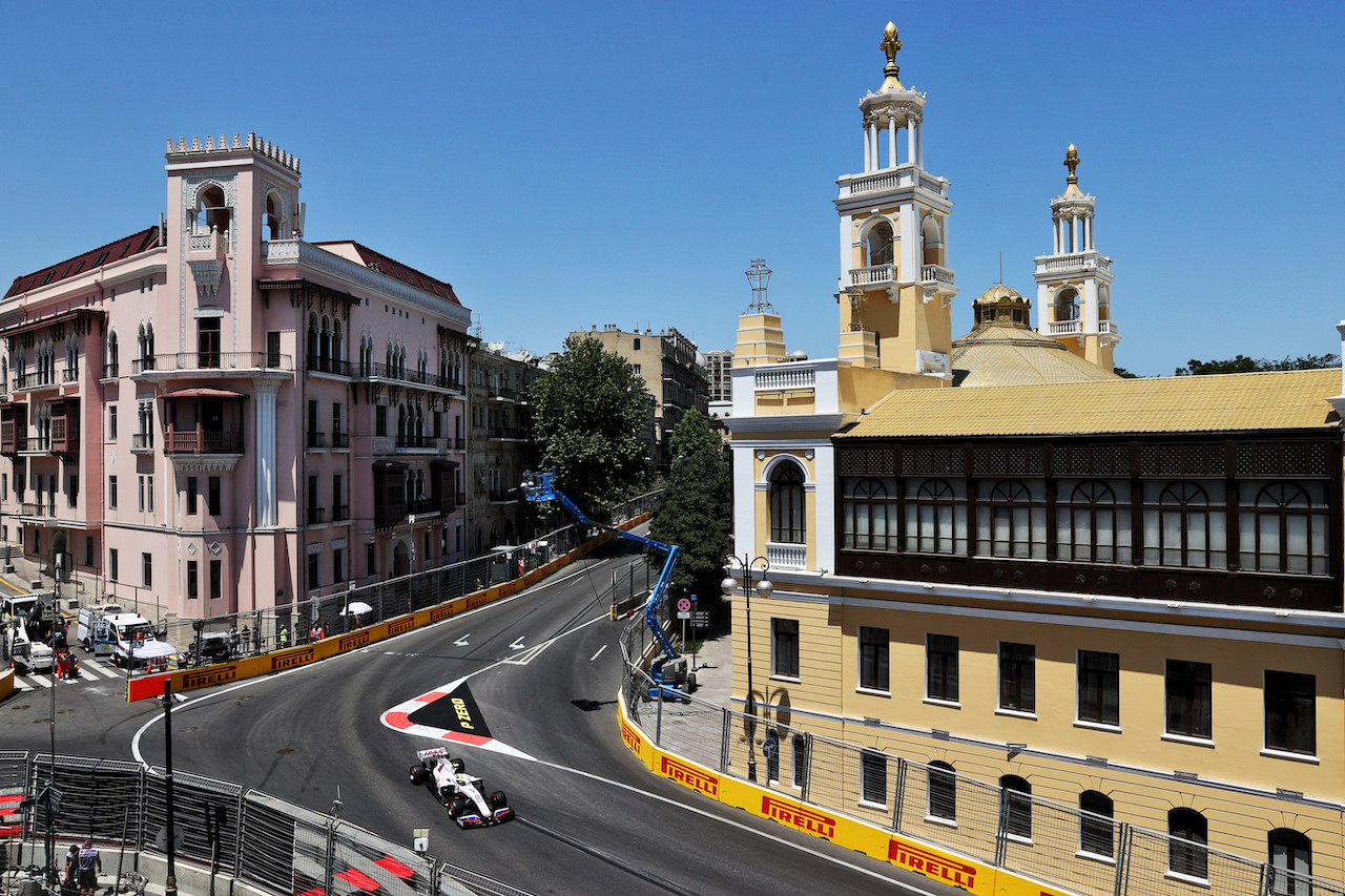 GP AZERBAIJAN, Mick Schumacher (GER) Haas VF-21.
05.06.2021. Formula 1 World Championship, Rd 6, Azerbaijan Grand Prix, Baku Street Circuit, Azerbaijan, Qualifiche Day.
- www.xpbimages.com, EMail: requests@xpbimages.com © Copyright: Batchelor / XPB Images