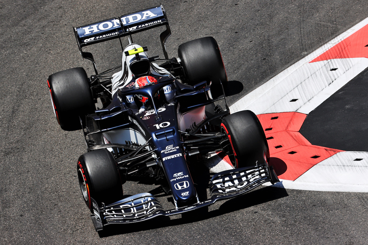 GP AZERBAIJAN, Pierre Gasly (FRA) AlphaTauri AT02.
05.06.2021. Formula 1 World Championship, Rd 6, Azerbaijan Grand Prix, Baku Street Circuit, Azerbaijan, Qualifiche Day.
- www.xpbimages.com, EMail: requests@xpbimages.com © Copyright: Batchelor / XPB Images