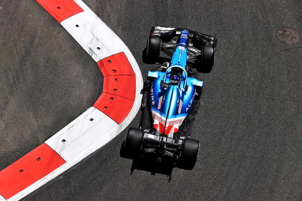 GP AZERBAIJAN, Fernando Alonso (ESP) Alpine F1 Team A521.
04.06.2021. Formula 1 World Championship, Rd 6, Azerbaijan Grand Prix, Baku Street Circuit, Azerbaijan, Practice Day.
- www.xpbimages.com, EMail: requests@xpbimages.com © Copyright: Moy / XPB Images