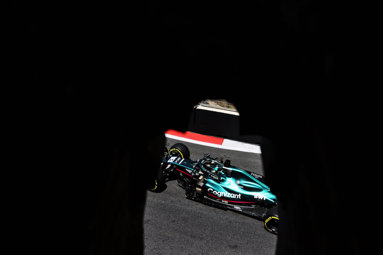 GP AZERBAIJAN, Lance Stroll (CDN) Aston Martin F1 Team AMR21.
04.06.2021. Formula 1 World Championship, Rd 6, Azerbaijan Grand Prix, Baku Street Circuit, Azerbaijan, Practice Day.
- www.xpbimages.com, EMail: requests@xpbimages.com © Copyright: Batchelor / XPB Images