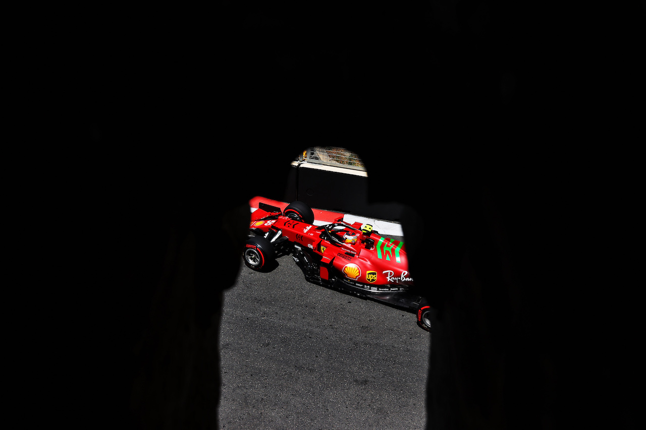 GP AZERBAIJAN, Carlos Sainz Jr (ESP) Ferrari SF-21.
04.06.2021. Formula 1 World Championship, Rd 6, Azerbaijan Grand Prix, Baku Street Circuit, Azerbaijan, Practice Day.
- www.xpbimages.com, EMail: requests@xpbimages.com © Copyright: Batchelor / XPB Images