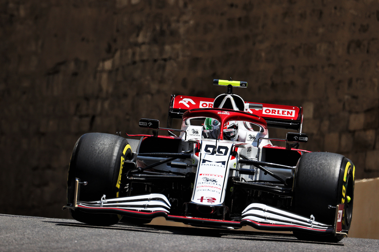 GP AZERBAIJAN, Antonio Giovinazzi (ITA) Alfa Romeo Racing C41.
04.06.2021. Formula 1 World Championship, Rd 6, Azerbaijan Grand Prix, Baku Street Circuit, Azerbaijan, Practice Day.
- www.xpbimages.com, EMail: requests@xpbimages.com © Copyright: Batchelor / XPB Images