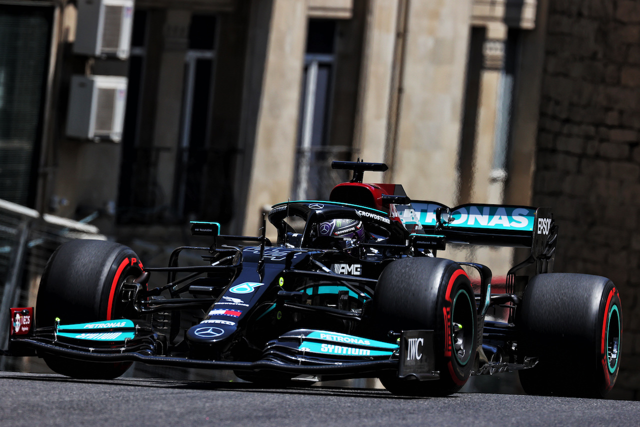 GP AZERBAIJAN, Lewis Hamilton (GBR) Mercedes AMG F1 W12.
04.06.2021. Formula 1 World Championship, Rd 6, Azerbaijan Grand Prix, Baku Street Circuit, Azerbaijan, Practice Day.
- www.xpbimages.com, EMail: requests@xpbimages.com © Copyright: Batchelor / XPB Images