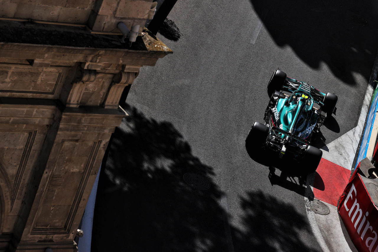 GP AZERBAIJAN, Sebastian Vettel (GER) Aston Martin F1 Team AMR21.
04.06.2021. Formula 1 World Championship, Rd 6, Azerbaijan Grand Prix, Baku Street Circuit, Azerbaijan, Practice Day.
- www.xpbimages.com, EMail: requests@xpbimages.com © Copyright: Batchelor / XPB Images