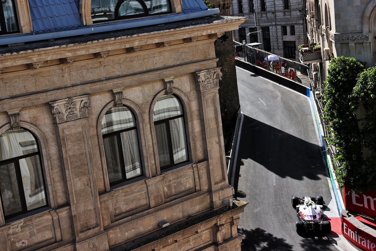 GP AZERBAIJAN, Mick Schumacher (GER) Haas VF-21.
04.06.2021. Formula 1 World Championship, Rd 6, Azerbaijan Grand Prix, Baku Street Circuit, Azerbaijan, Practice Day.
- www.xpbimages.com, EMail: requests@xpbimages.com © Copyright: Batchelor / XPB Images