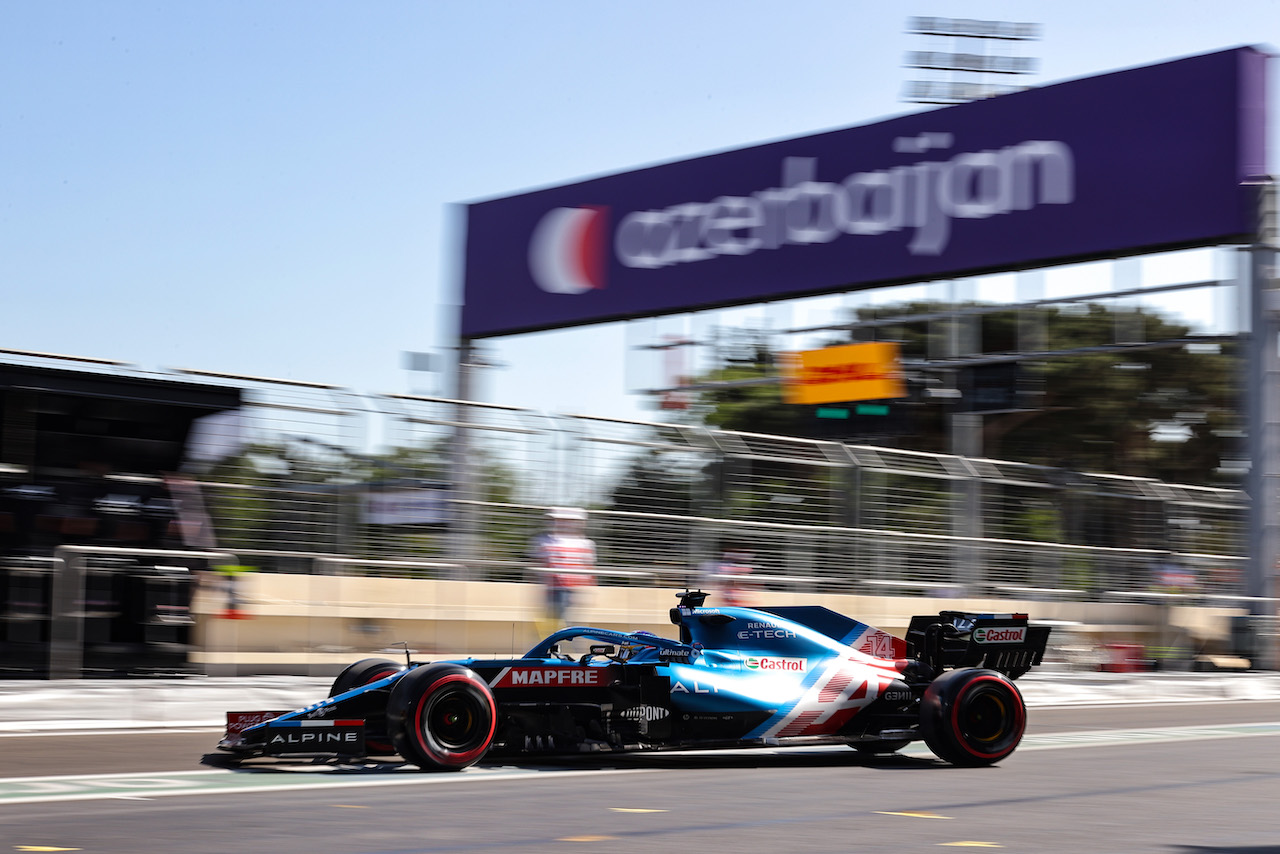 GP AZERBAIJAN, Fernando Alonso (ESP) Alpine F1 Team A521.
04.06.2021. Formula 1 World Championship, Rd 6, Azerbaijan Grand Prix, Baku Street Circuit, Azerbaijan, Practice Day.
- www.xpbimages.com, EMail: requests@xpbimages.com © Copyright: Charniaux / XPB Images