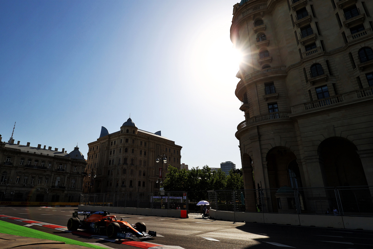 GP AZERBAIJAN, Daniel Ricciardo (AUS) McLaren MCL35M.
04.06.2021. Formula 1 World Championship, Rd 6, Azerbaijan Grand Prix, Baku Street Circuit, Azerbaijan, Practice Day.
- www.xpbimages.com, EMail: requests@xpbimages.com © Copyright: Moy / XPB Images