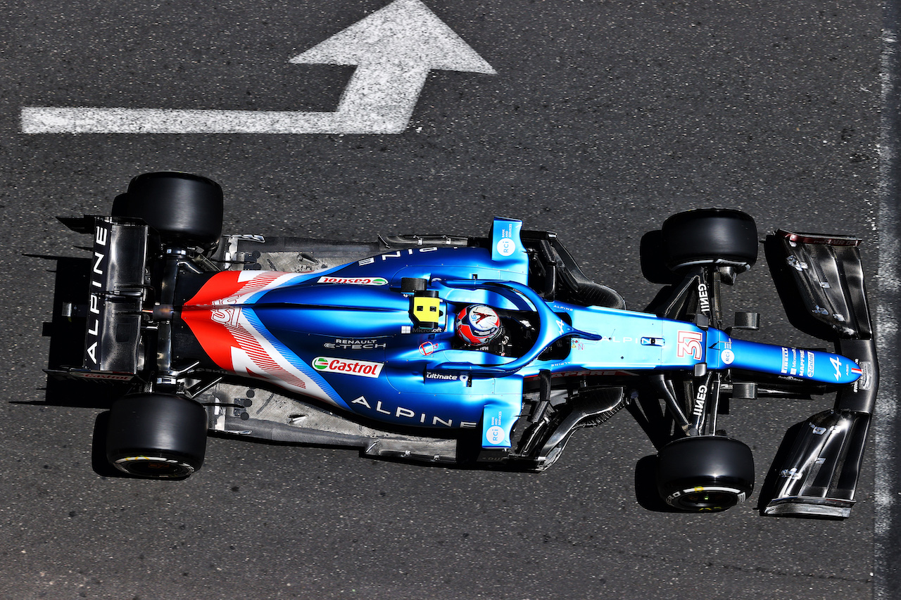 GP AZERBAIJAN, Esteban Ocon (FRA) Alpine F1 Team A521.
04.06.2021. Formula 1 World Championship, Rd 6, Azerbaijan Grand Prix, Baku Street Circuit, Azerbaijan, Practice Day.
- www.xpbimages.com, EMail: requests@xpbimages.com © Copyright: Moy / XPB Images