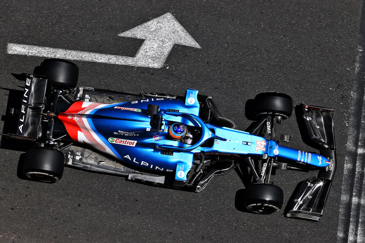 GP AZERBAIJAN, Fernando Alonso (ESP) Alpine F1 Team A521.
04.06.2021. Formula 1 World Championship, Rd 6, Azerbaijan Grand Prix, Baku Street Circuit, Azerbaijan, Practice Day.
- www.xpbimages.com, EMail: requests@xpbimages.com © Copyright: Moy / XPB Images