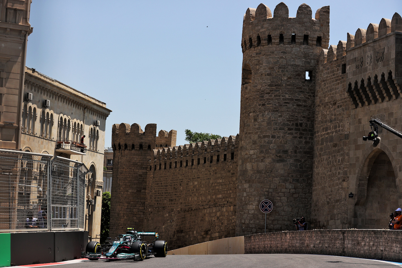 GP AZERBAIJAN, Sebastian Vettel (GER) Aston Martin F1 Team AMR21.
04.06.2021. Formula 1 World Championship, Rd 6, Azerbaijan Grand Prix, Baku Street Circuit, Azerbaijan, Practice Day.
- www.xpbimages.com, EMail: requests@xpbimages.com © Copyright: Batchelor / XPB Images
