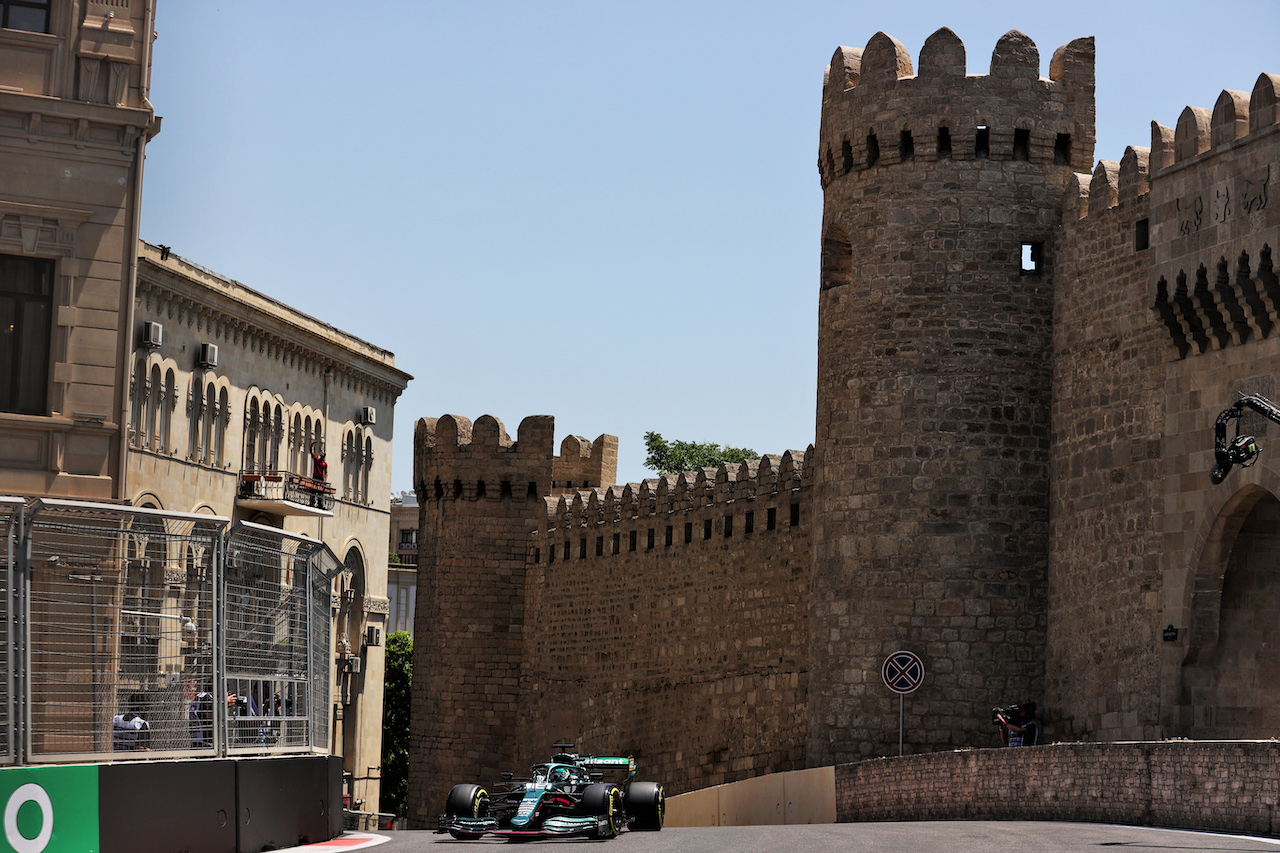 GP AZERBAIJAN, Lance Stroll (CDN) Aston Martin F1 Team AMR21.
04.06.2021. Formula 1 World Championship, Rd 6, Azerbaijan Grand Prix, Baku Street Circuit, Azerbaijan, Practice Day.
- www.xpbimages.com, EMail: requests@xpbimages.com © Copyright: Batchelor / XPB Images