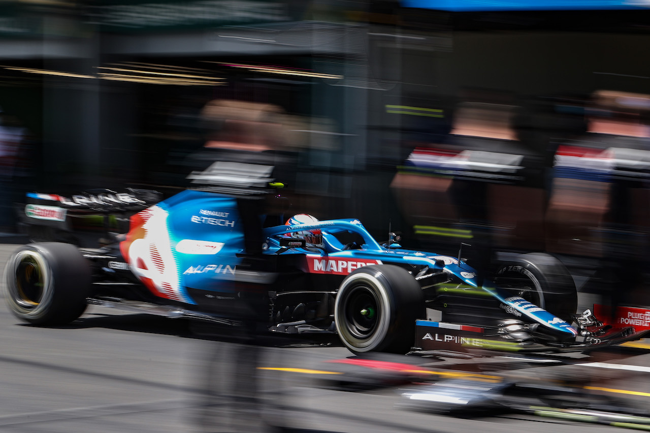 GP AZERBAIJAN, Esteban Ocon (FRA) Alpine F1 Team A521.
04.06.2021. Formula 1 World Championship, Rd 6, Azerbaijan Grand Prix, Baku Street Circuit, Azerbaijan, Practice Day.
- www.xpbimages.com, EMail: requests@xpbimages.com © Copyright: Charniaux / XPB Images