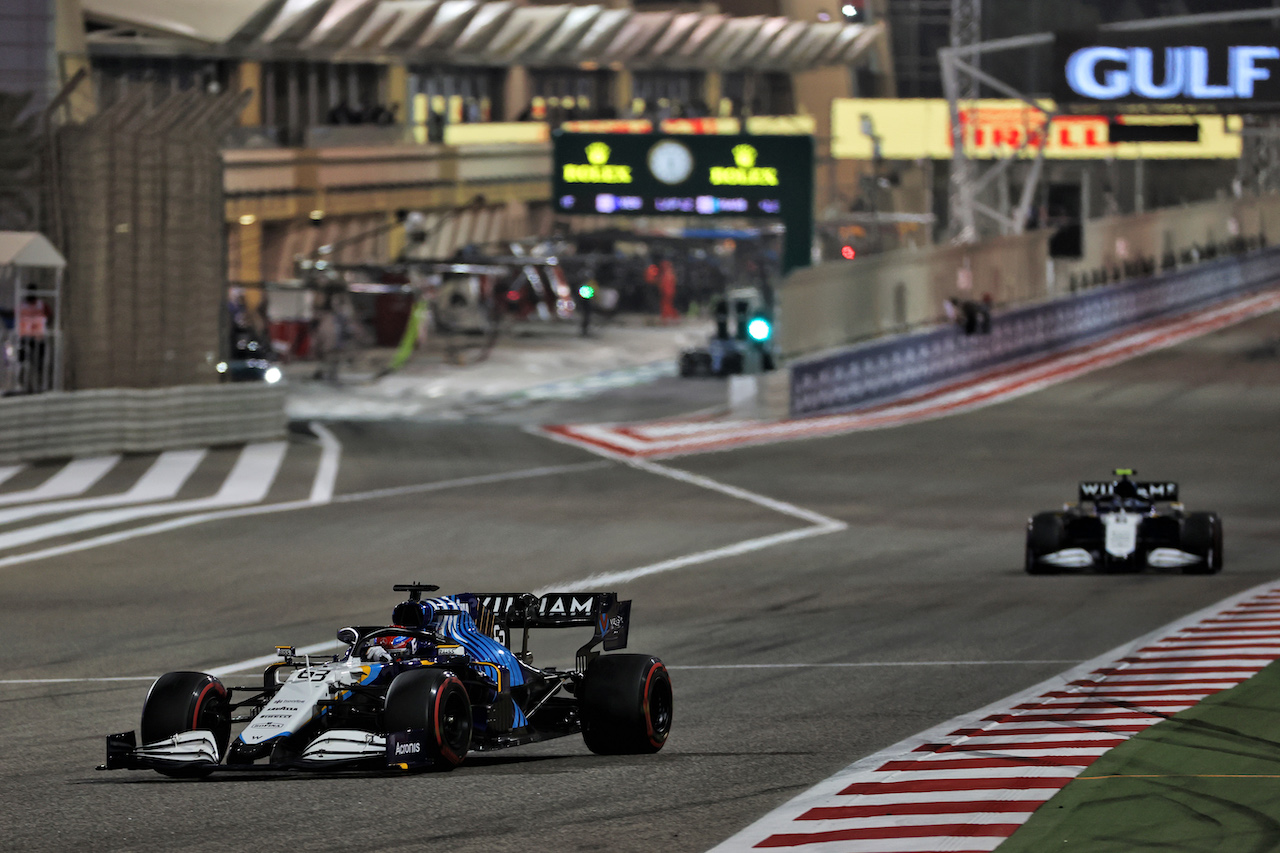 GP BAHRAIN, George Russell (GBR) Williams Racing FW43B.
28.03.2021. Formula 1 World Championship, Rd 1, Bahrain Grand Prix, Sakhir, Bahrain, Gara Day.
- www.xpbimages.com, EMail: requests@xpbimages.com © Copyright: Batchelor / XPB Images
