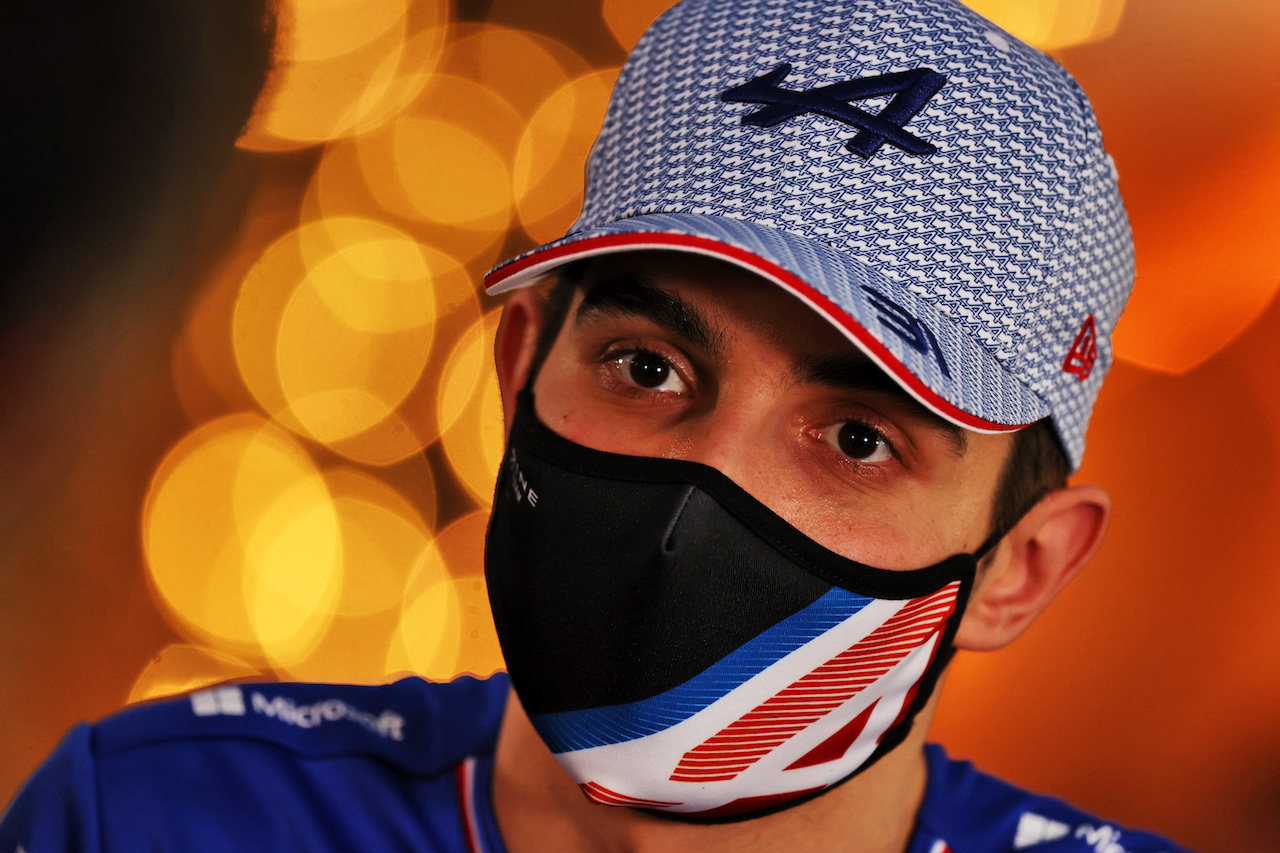 GP BAHRAIN, Esteban Ocon (FRA) Alpine F1 Team.
25.03.2021. Formula 1 World Championship, Rd 1, Bahrain Grand Prix, Sakhir, Bahrain, Preparation Day.
- www.xpbimages.com, EMail: requests@xpbimages.com © Copyright: Moy / XPB Images