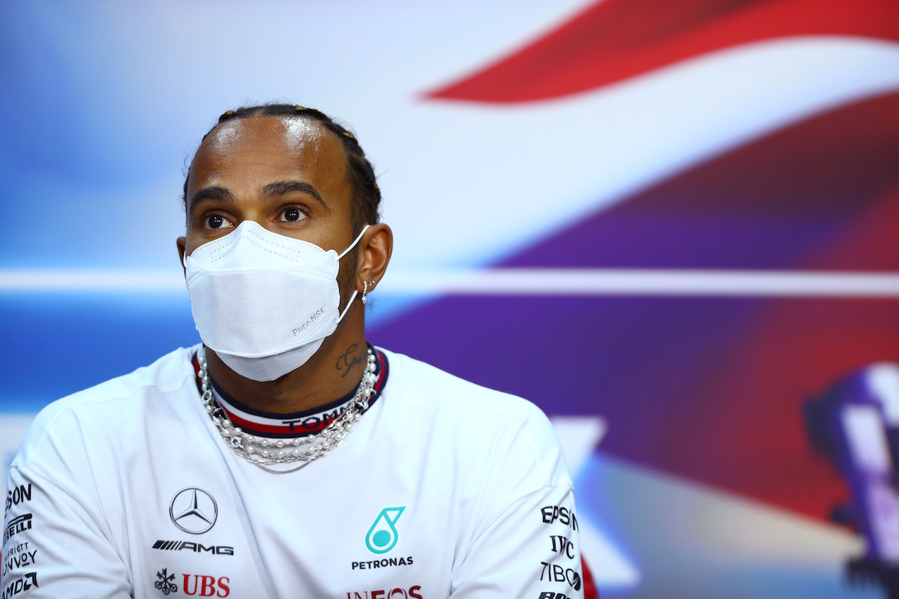 GP BAHRAIN, Lewis Hamilton (GBR) Mercedes AMG F1 in the FIA Press Conference.
25.03.2021. Formula 1 World Championship, Rd 1, Bahrain Grand Prix, Sakhir, Bahrain, Preparation Day.
- www.xpbimages.com, EMail: requests@xpbimages.com © Copyright: FIA Pool Image for Editorial Use Only