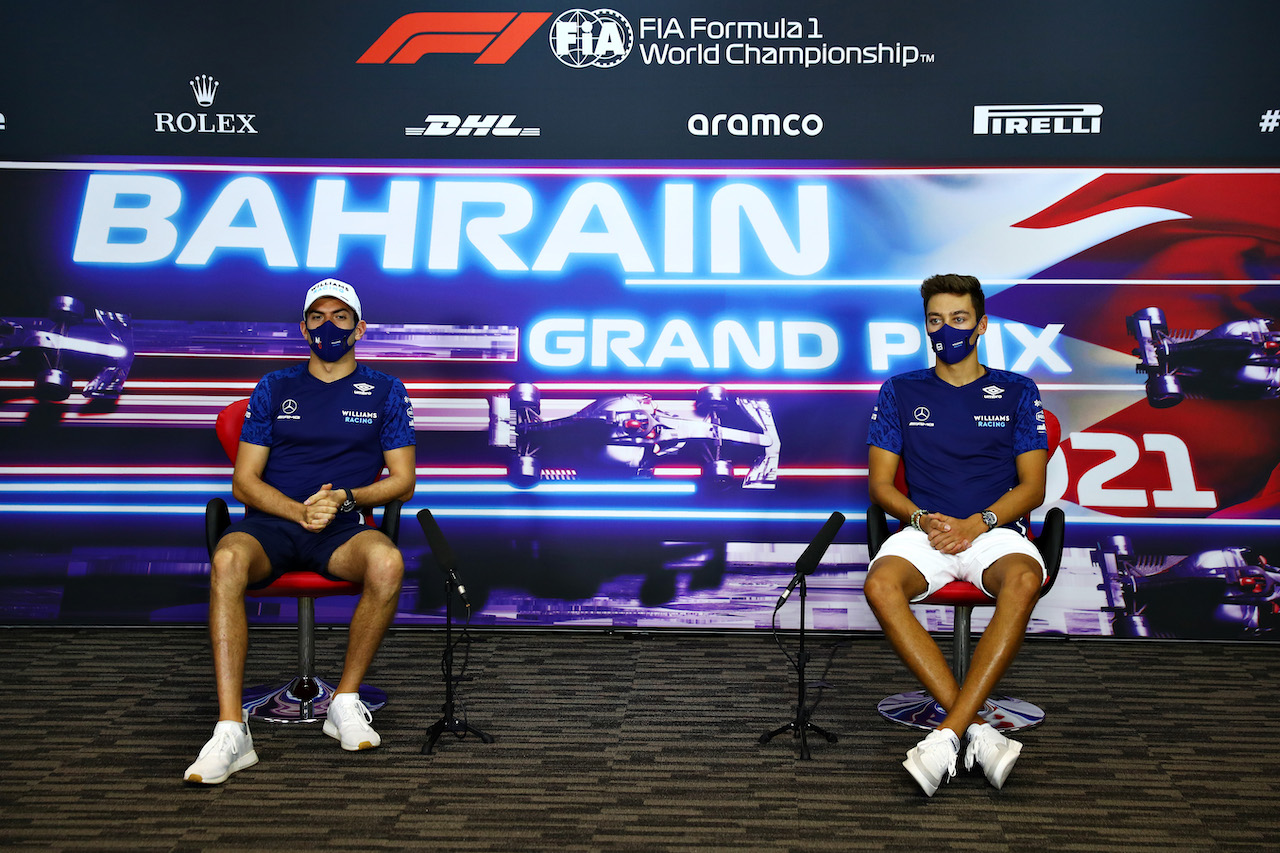 GP BAHRAIN, (L to R): Nicholas Latifi (CDN) Williams Racing e George Russell (GBR) Williams Racing in the FIA Press Conference.
25.03.2021. Formula 1 World Championship, Rd 1, Bahrain Grand Prix, Sakhir, Bahrain, Preparation Day.
- www.xpbimages.com, EMail: requests@xpbimages.com © Copyright: FIA Pool Image for Editorial Use Only