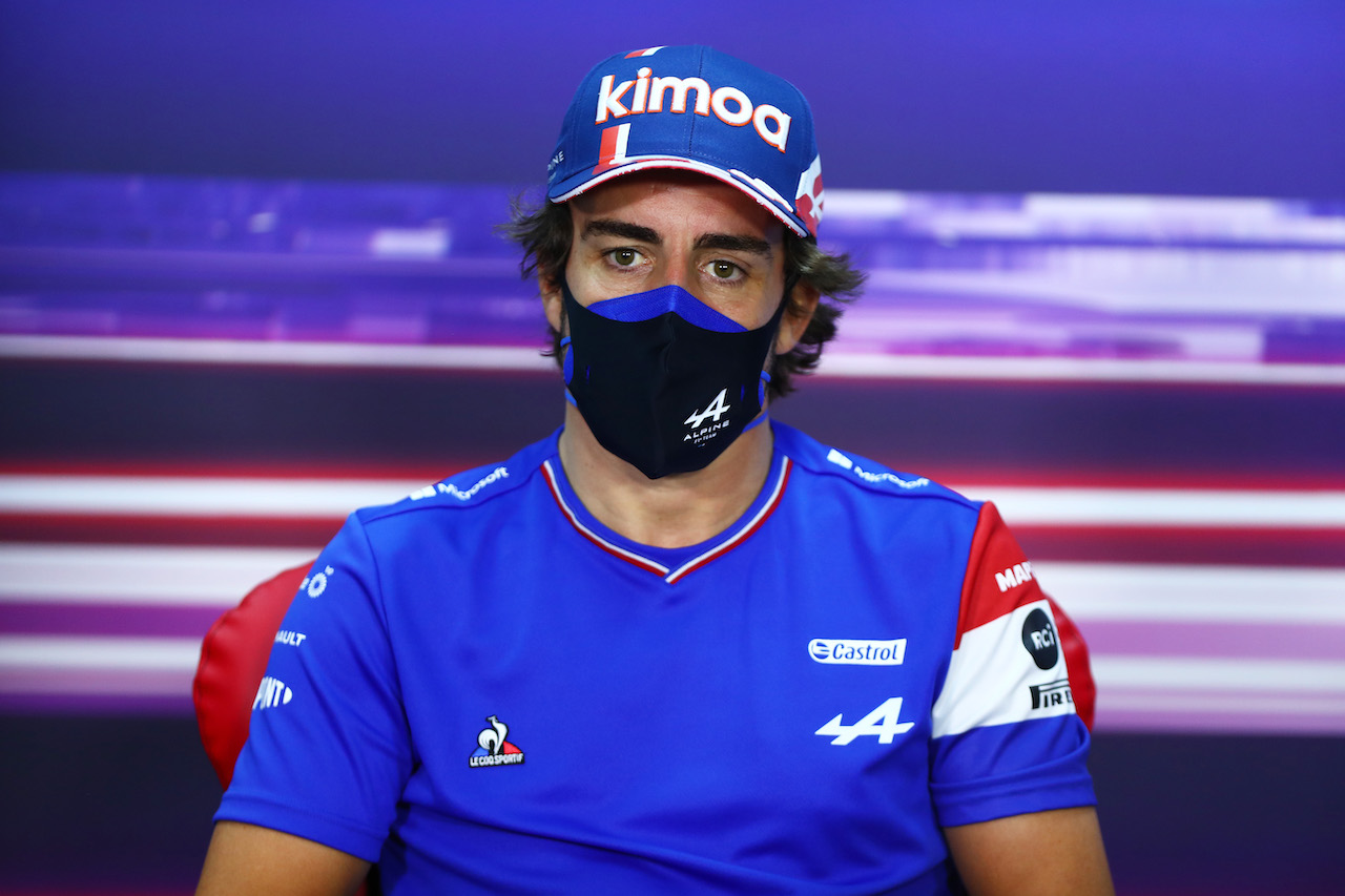 GP BAHRAIN, Fernando Alonso (ESP) Alpine F1 Team in the FIA Press Conference.
25.03.2021. Formula 1 World Championship, Rd 1, Bahrain Grand Prix, Sakhir, Bahrain, Preparation Day.
- www.xpbimages.com, EMail: requests@xpbimages.com © Copyright: FIA Pool Image for Editorial Use Only