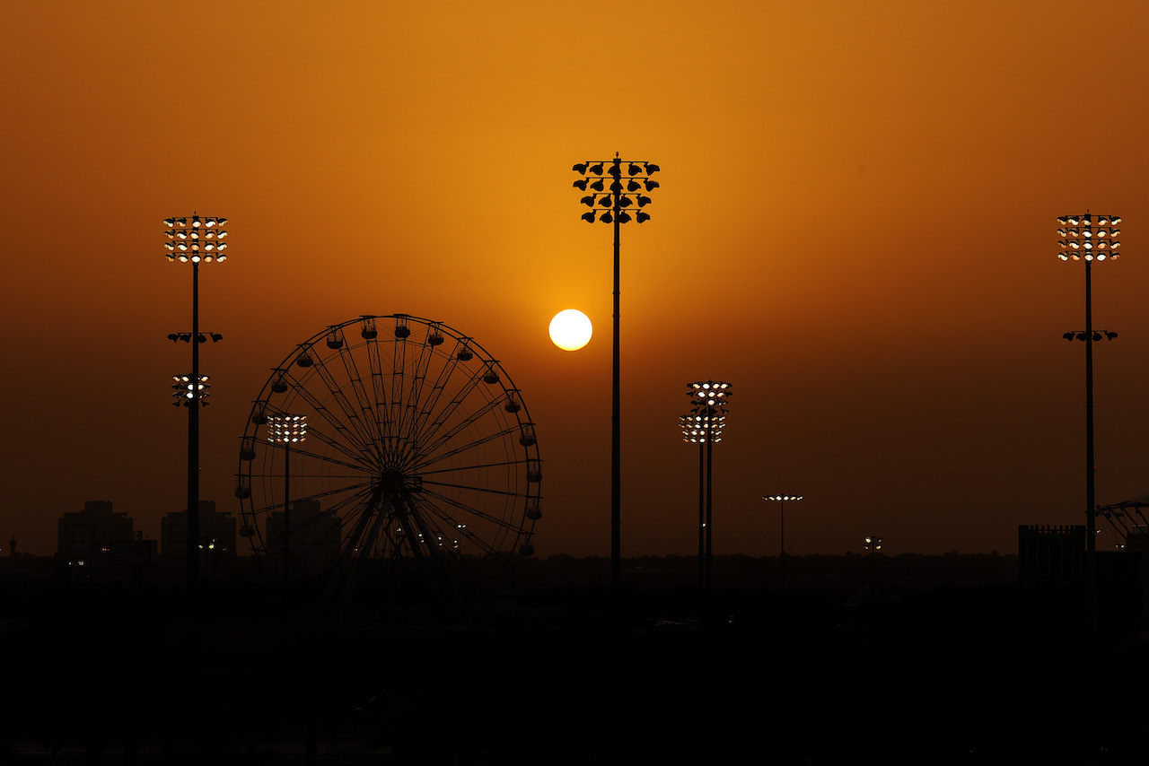 GP BAHRAIN, Track Atmosphere 
27.03.2021. Formula 1 World Championship, Rd 1, Bahrain Grand Prix, Sakhir, Bahrain, Qualifiche Day.
- www.xpbimages.com, EMail: requests@xpbimages.com © Copyright: Charniaux / XPB Images