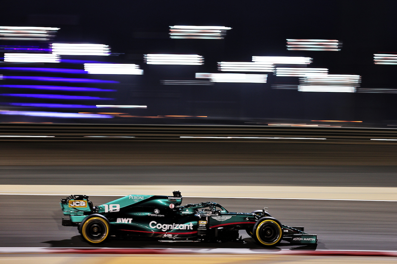 GP BAHRAIN, Lance Stroll (CDN) Aston Martin F1 Team AMR21.
26.03.2021. Formula 1 World Championship, Rd 1, Bahrain Grand Prix, Sakhir, Bahrain, Practice Day
- www.xpbimages.com, EMail: requests@xpbimages.com © Copyright: Batchelor / XPB Images