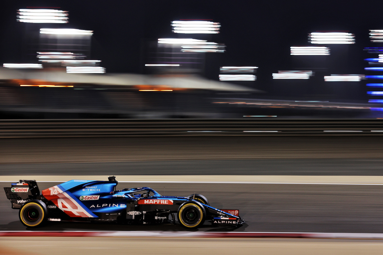 GP BAHRAIN, Fernando Alonso (ESP) Alpine F1 Team A521.
26.03.2021. Formula 1 World Championship, Rd 1, Bahrain Grand Prix, Sakhir, Bahrain, Practice Day
- www.xpbimages.com, EMail: requests@xpbimages.com © Copyright: Batchelor / XPB Images