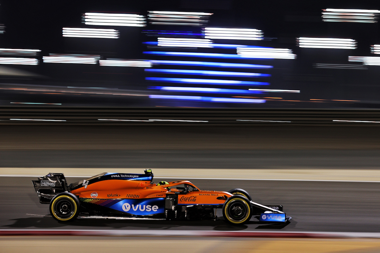 GP BAHRAIN, Lando Norris (GBR) McLaren MCL35M.
26.03.2021. Formula 1 World Championship, Rd 1, Bahrain Grand Prix, Sakhir, Bahrain, Practice Day
- www.xpbimages.com, EMail: requests@xpbimages.com © Copyright: Batchelor / XPB Images