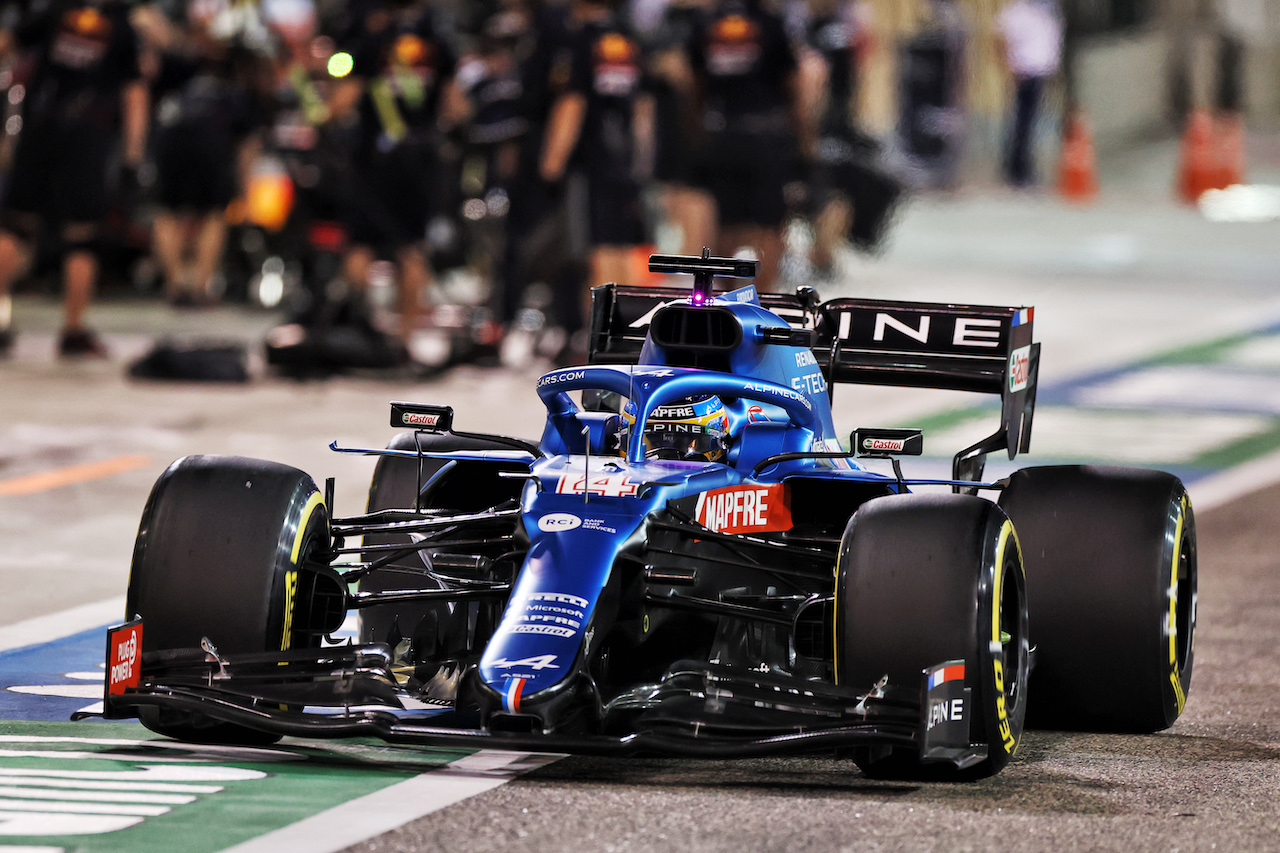 GP BAHRAIN, Fernando Alonso (ESP) Alpine F1 Team A521.
26.03.2021. Formula 1 World Championship, Rd 1, Bahrain Grand Prix, Sakhir, Bahrain, Practice Day
- www.xpbimages.com, EMail: requests@xpbimages.com © Copyright: Moy / XPB Images