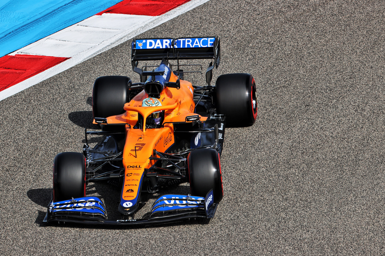 GP BAHRAIN, Daniel Ricciardo (AUS) McLaren MCL35M.
26.03.2021. Formula 1 World Championship, Rd 1, Bahrain Grand Prix, Sakhir, Bahrain, Practice Day
- www.xpbimages.com, EMail: requests@xpbimages.com © Copyright: Charniaux / XPB Images