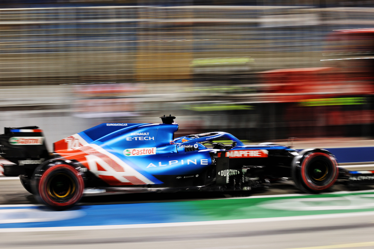 GP BAHRAIN, Fernando Alonso (ESP) Alpine F1 Team A521.
26.03.2021. Formula 1 World Championship, Rd 1, Bahrain Grand Prix, Sakhir, Bahrain, Practice Day
- www.xpbimages.com, EMail: requests@xpbimages.com © Copyright: Moy / XPB Images