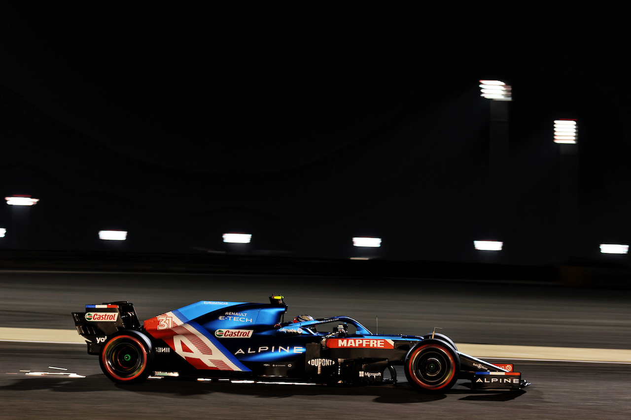 GP BAHRAIN, Esteban Ocon (FRA) Alpine F1 Team A521.
26.03.2021. Formula 1 World Championship, Rd 1, Bahrain Grand Prix, Sakhir, Bahrain, Practice Day
- www.xpbimages.com, EMail: requests@xpbimages.com © Copyright: Batchelor / XPB Images