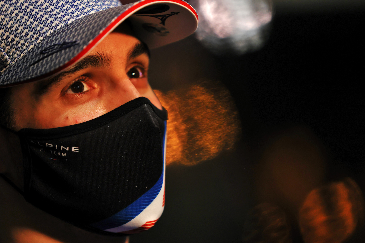 GP BAHRAIN, Esteban Ocon (FRA) Alpine F1 Team.
26.03.2021. Formula 1 World Championship, Rd 1, Bahrain Grand Prix, Sakhir, Bahrain, Practice Day
- www.xpbimages.com, EMail: requests@xpbimages.com © Copyright: Moy / XPB Images