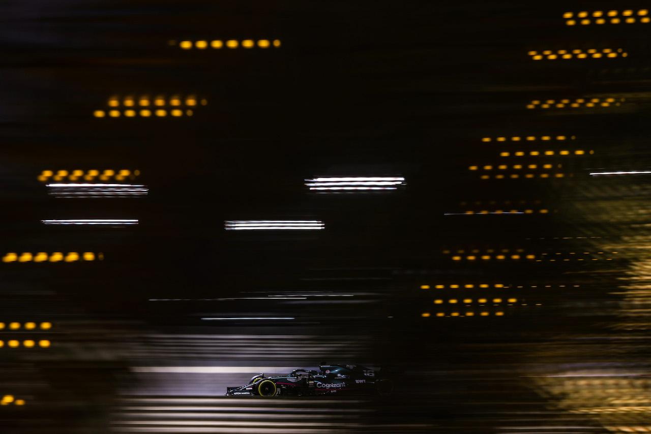 GP BAHRAIN, Lance Stroll (CDN), Aston Martin F1 Team 
26.03.2021. Formula 1 World Championship, Rd 1, Bahrain Grand Prix, Sakhir, Bahrain, Practice Day
- www.xpbimages.com, EMail: requests@xpbimages.com © Copyright: Charniaux / XPB Images