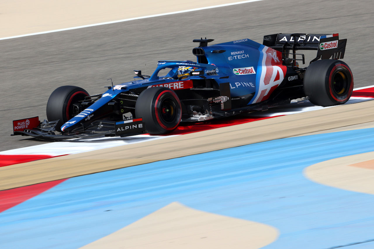 GP BAHRAIN, Fernando Alonso (ESP), Alpine F1 Team 
26.03.2021. Formula 1 World Championship, Rd 1, Bahrain Grand Prix, Sakhir, Bahrain, Practice Day
- www.xpbimages.com, EMail: requests@xpbimages.com © Copyright: Charniaux / XPB Images