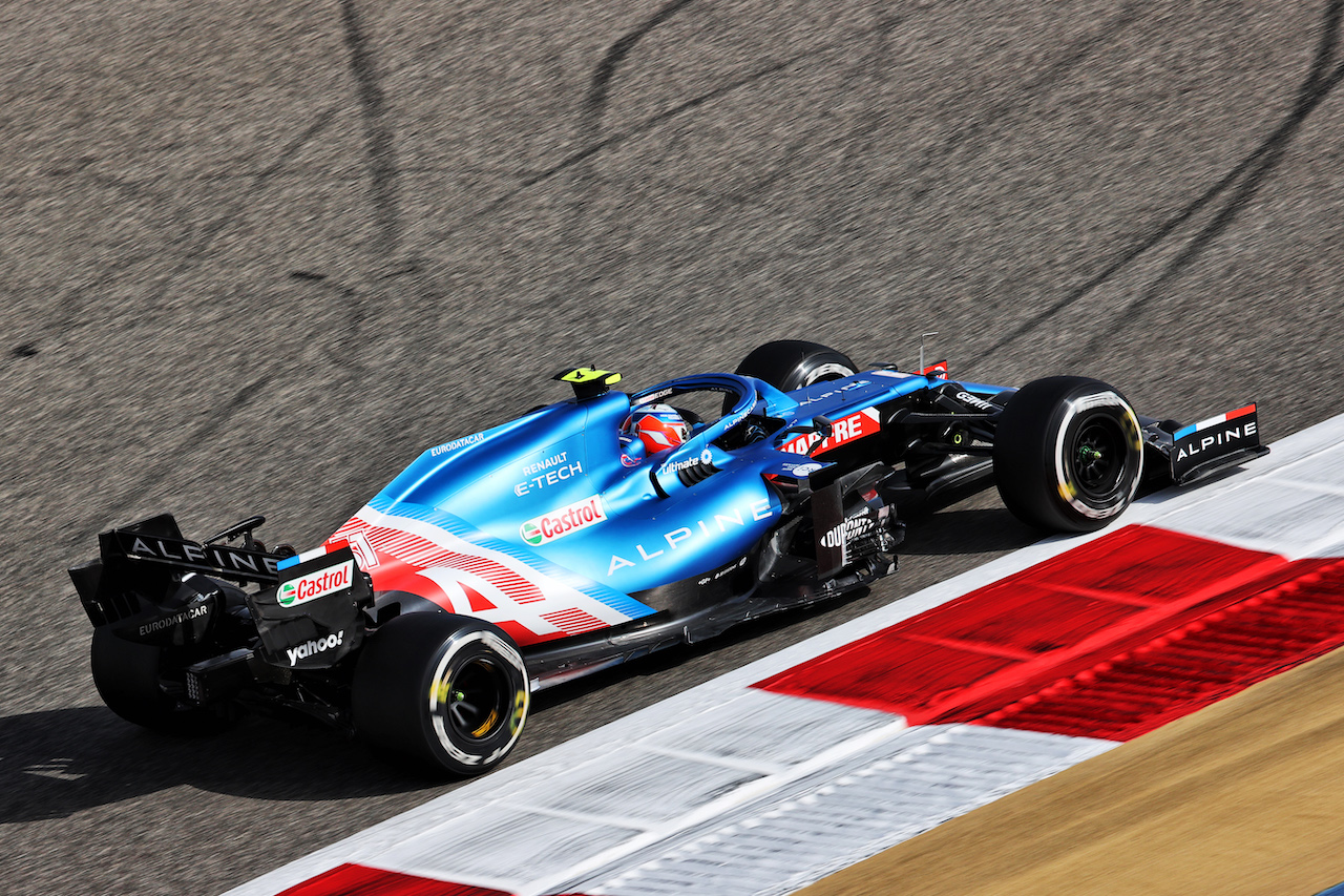 GP BAHRAIN, Esteban Ocon (FRA) Alpine F1 Team A521.
26.03.2021. Formula 1 World Championship, Rd 1, Bahrain Grand Prix, Sakhir, Bahrain, Practice Day
- www.xpbimages.com, EMail: requests@xpbimages.com © Copyright: Batchelor / XPB Images