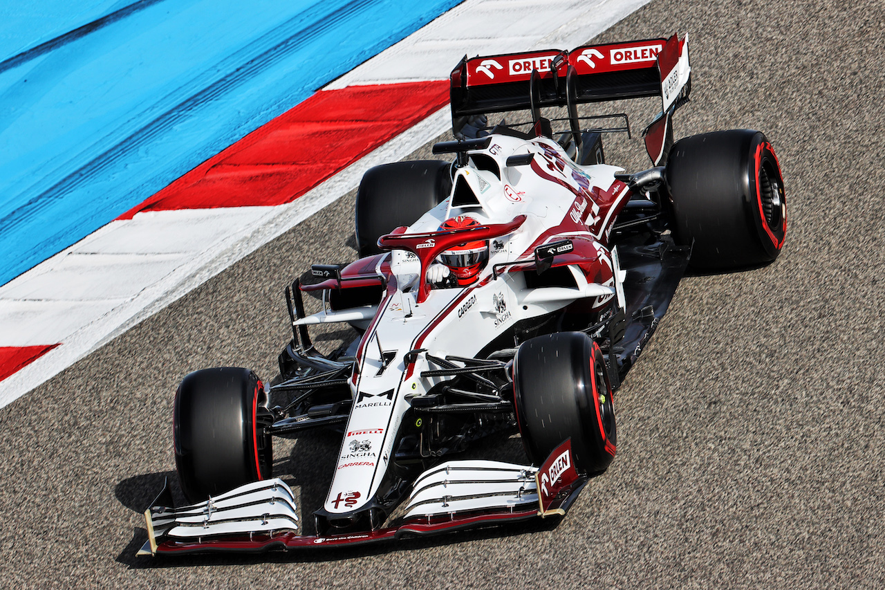 GP BAHRAIN, Kimi Raikkonen (FIN) Alfa Romeo Racing C41.
26.03.2021. Formula 1 World Championship, Rd 1, Bahrain Grand Prix, Sakhir, Bahrain, Practice Day
- www.xpbimages.com, EMail: requests@xpbimages.com © Copyright: Batchelor / XPB Images
