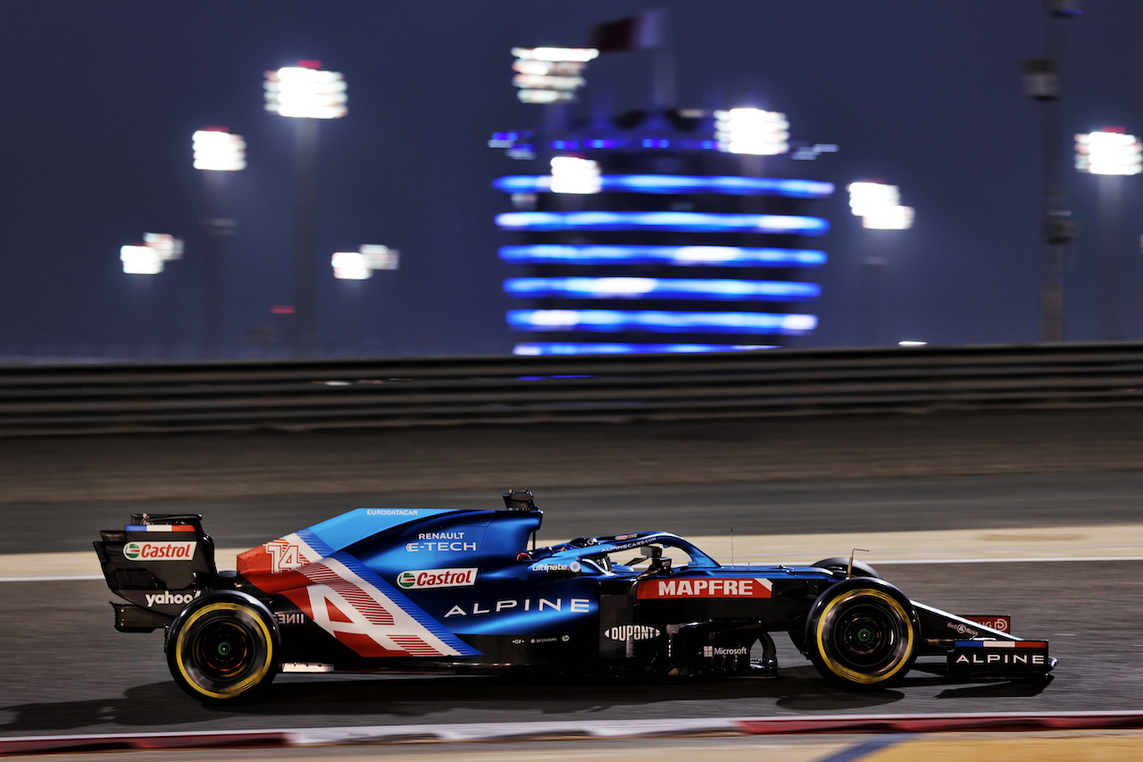 GP BAHRAIN, Fernando Alonso (ESP) Alpine F1 Team A521.
26.03.2021. Formula 1 World Championship, Rd 1, Bahrain Grand Prix, Sakhir, Bahrain, Practice Day
- www.xpbimages.com, EMail: requests@xpbimages.com © Copyright: Batchelor / XPB Images