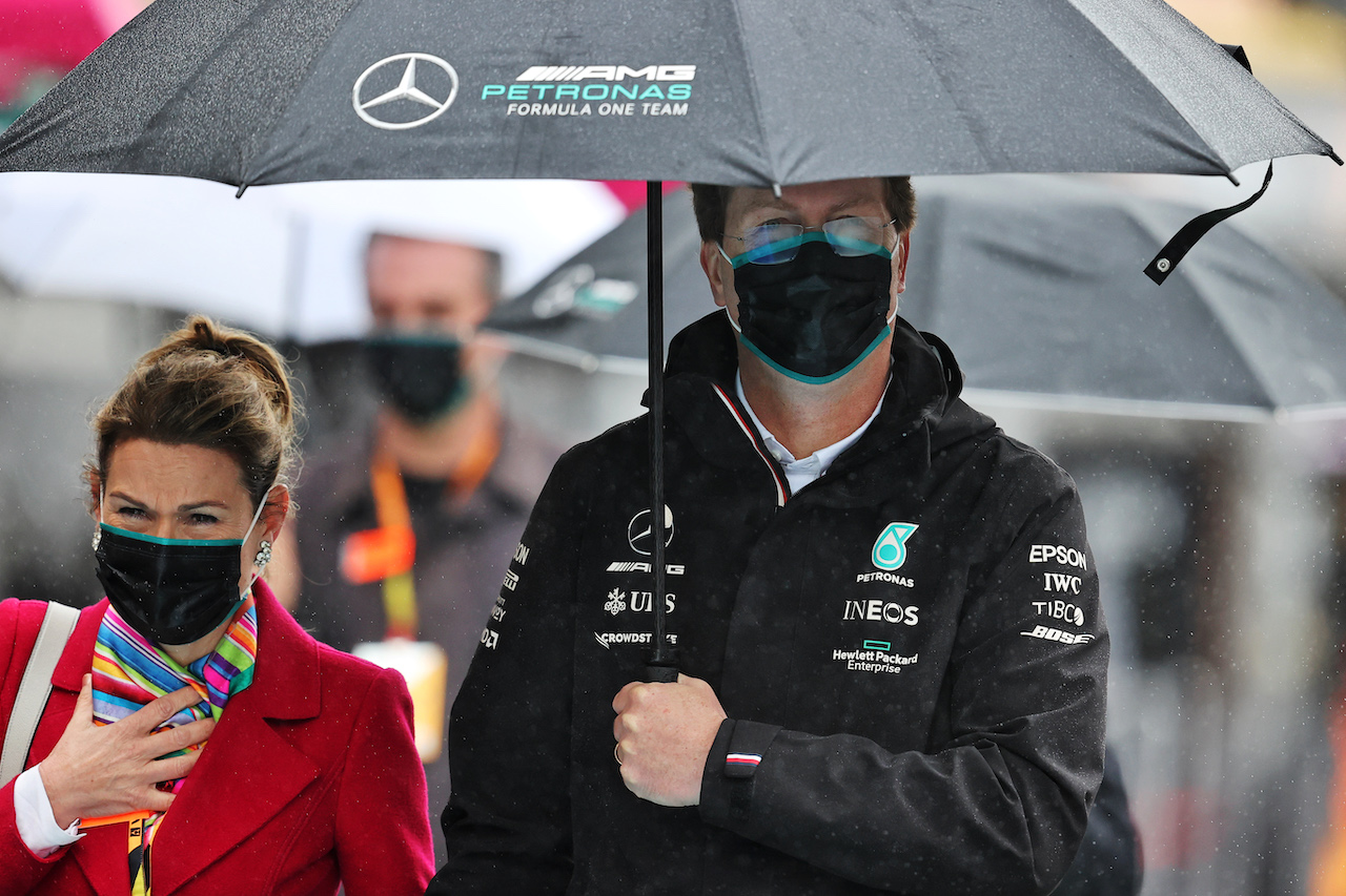 GP BELGIO, Ola Kallenius (SWE) Daimler Chairman of the Board of Management e Head of Mercedes-Benz.
29.08.2021. Formula 1 World Championship, Rd 12, Belgian Grand Prix, Spa Francorchamps, Belgium, Gara Day.
- www.xpbimages.com, EMail: requests@xpbimages.com © Copyright: Moy / XPB Images