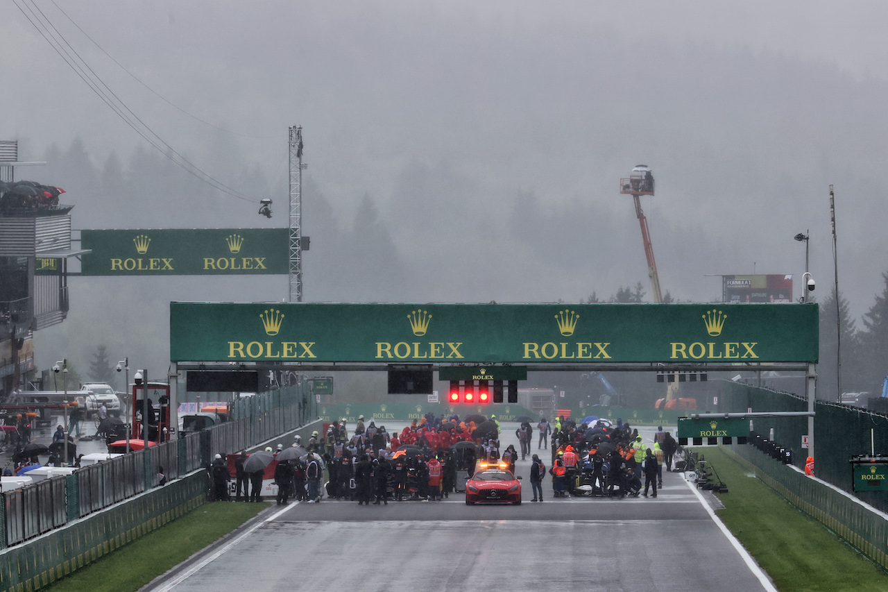 GP BELGIO, The grid before the partenza of the race.
29.08.2021. Formula 1 World Championship, Rd 12, Belgian Grand Prix, Spa Francorchamps, Belgium, Gara Day.
- www.xpbimages.com, EMail: requests@xpbimages.com © Copyright: Charniaux / XPB Images