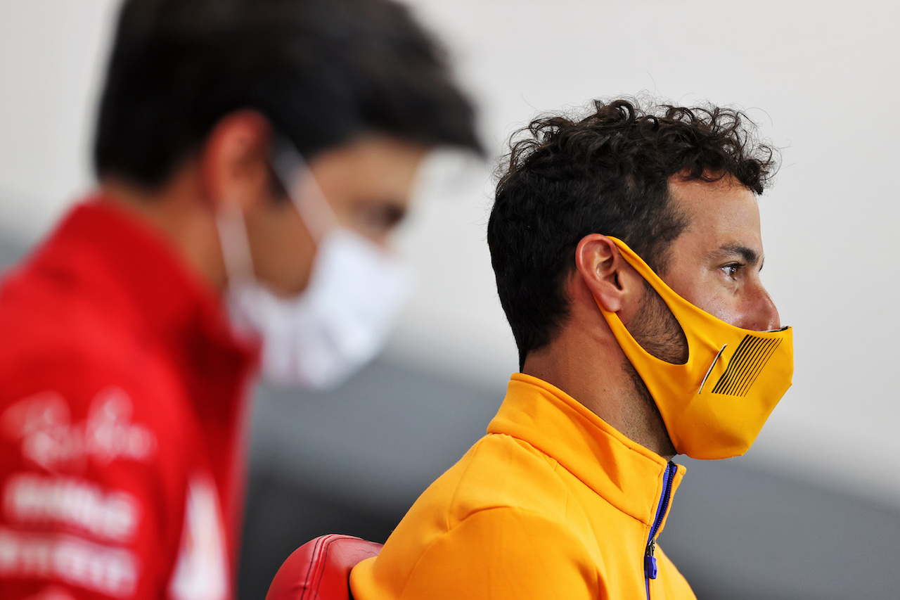 GP BELGIO, Daniel Ricciardo (AUS) McLaren in the FIA Press Conference.
26.08.2021. Formula 1 World Championship, Rd 12, Belgian Grand Prix, Spa Francorchamps, Belgium, Preparation Day.
- www.xpbimages.com, EMail: requests@xpbimages.com © Copyright: Charniaux / XPB Images