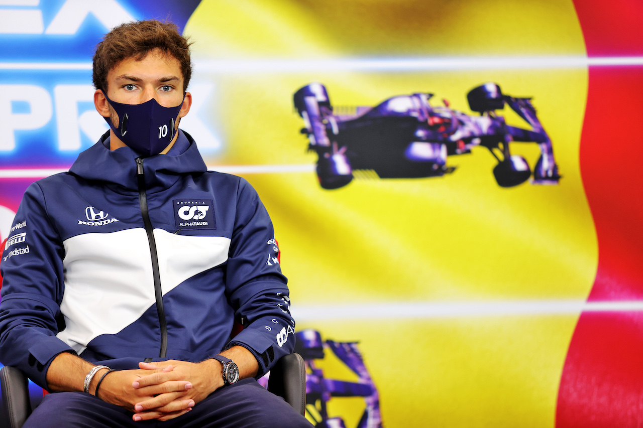 GP BELGIO, Pierre Gasly (FRA) AlphaTauri in the FIA Press Conference.
26.08.2021. Formula 1 World Championship, Rd 12, Belgian Grand Prix, Spa Francorchamps, Belgium, Preparation Day.
- www.xpbimages.com, EMail: requests@xpbimages.com © Copyright: Charniaux / XPB Images