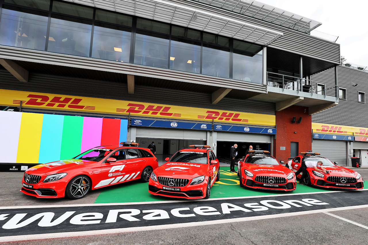 GP BELGIO, Mercedes FIA Medical Car e Mercedes FIA Safety Car.
26.08.2021. Formula 1 World Championship, Rd 12, Belgian Grand Prix, Spa Francorchamps, Belgium, Preparation Day.
- www.xpbimages.com, EMail: requests@xpbimages.com © Copyright: Moy / XPB Images