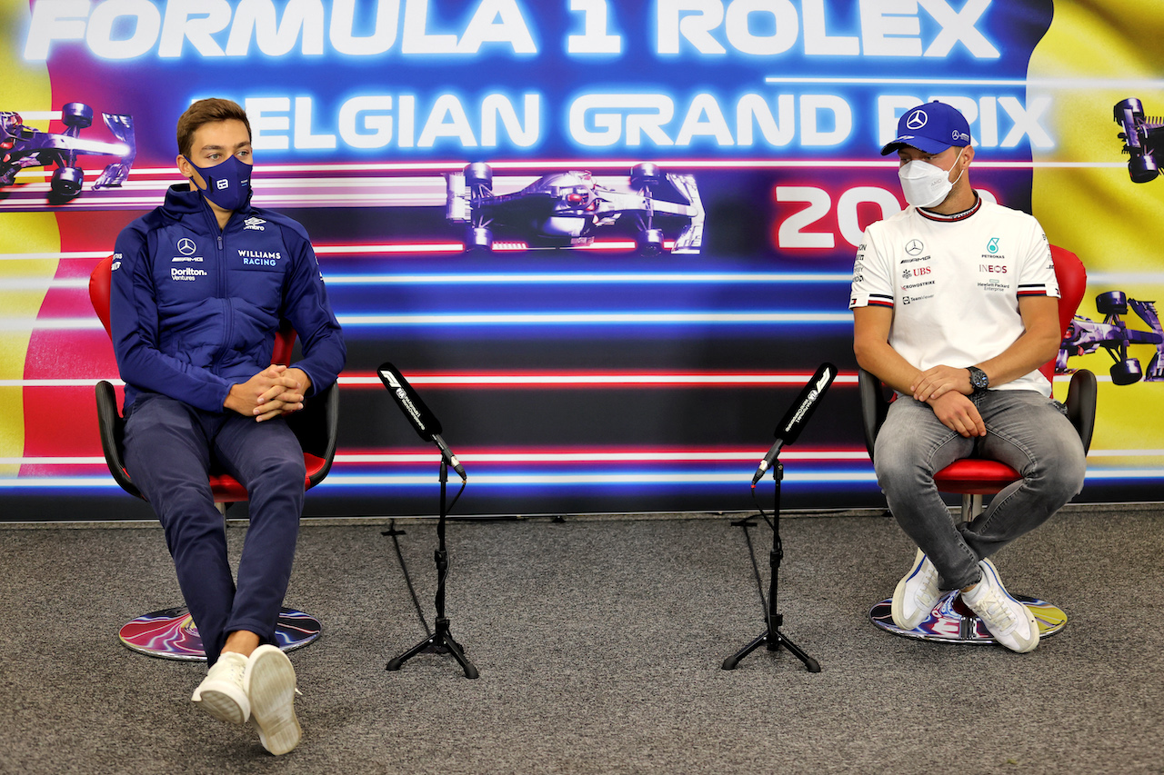 GP BELGIO, (L to R): George Russell (GBR) Williams Racing e Valtteri Bottas (FIN) Mercedes AMG F1 in the FIA Press Conference.
26.08.2021. Formula 1 World Championship, Rd 12, Belgian Grand Prix, Spa Francorchamps, Belgium, Preparation Day.
- www.xpbimages.com, EMail: requests@xpbimages.com © Copyright: Charniaux / XPB Images