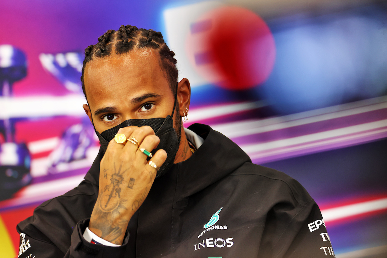 GP BELGIO, Lewis Hamilton (GBR) Mercedes AMG F1 in the FIA Press Conference.
26.08.2021. Formula 1 World Championship, Rd 12, Belgian Grand Prix, Spa Francorchamps, Belgium, Preparation Day.
- www.xpbimages.com, EMail: requests@xpbimages.com © Copyright: Charniaux / XPB Images