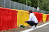 GP BELGIO, Pierre Gasly (FRA) AlphaTauri pays his respects to Anthoine Hubert.
26.08.2021. Formula 1 World Championship, Rd 12, Belgian Grand Prix, Spa Francorchamps, Belgium, Preparation Day.
- www.xpbimages.com, EMail: requests@xpbimages.com © Copyright: Moy / XPB Images