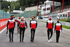 GP BELGIO, Callum Ilott (GBR) Alfa Romeo Racing Reserve Driver e Antonio Giovinazzi (ITA) Alfa Romeo Racing walk the circuit with the team.
26.08.2021. Formula 1 World Championship, Rd 12, Belgian Grand Prix, Spa Francorchamps, Belgium, Preparation Day.
- www.xpbimages.com, EMail: requests@xpbimages.com © Copyright: Moy / XPB Images